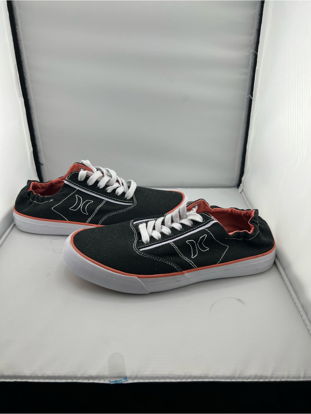 Hurley Black Canvas Low Top Slip On Sneakers Orange Trim Women’s Size 8.5